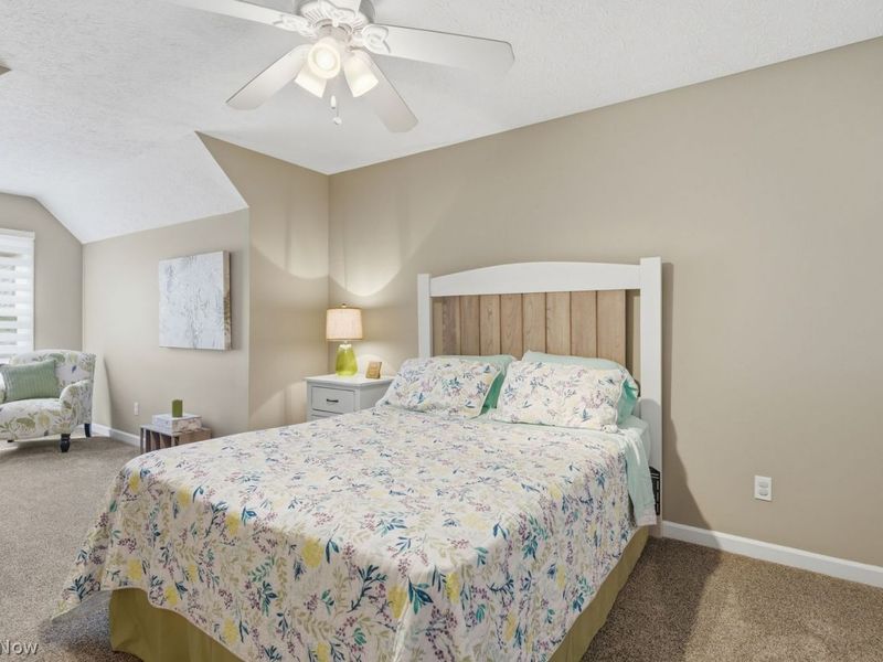 9981 Woodhurst Drive, Strongsville, OH 44149 Photo 27