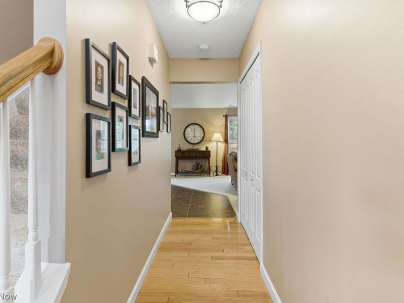 9981 Woodhurst Drive, Strongsville, OH 44149 Photo 7