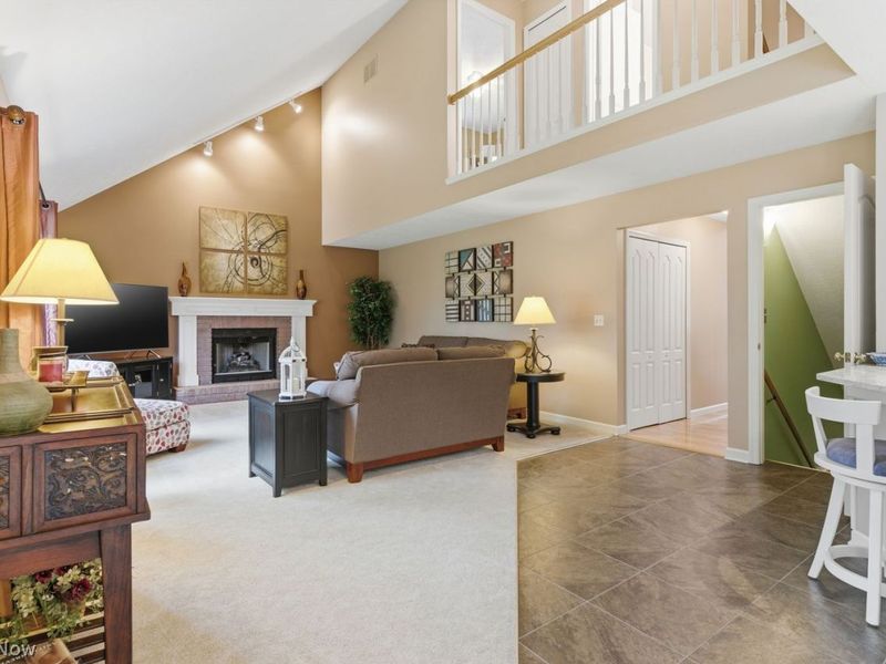 9981 Woodhurst Drive, Strongsville, OH 44149 Photo 8