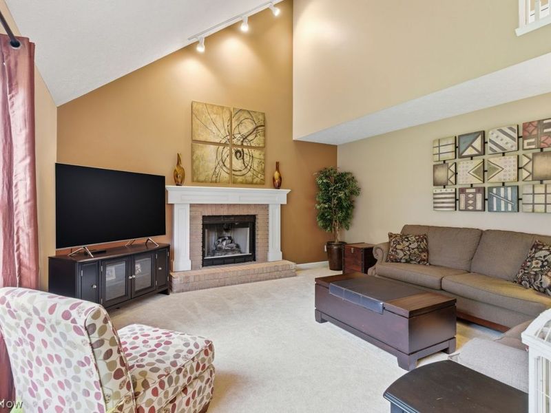 9981 Woodhurst Drive, Strongsville, OH 44149 Photo 9