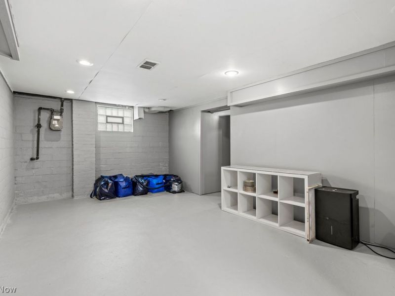 16600 Chatfield Avenue, Cleveland, OH 44111 Photo 42