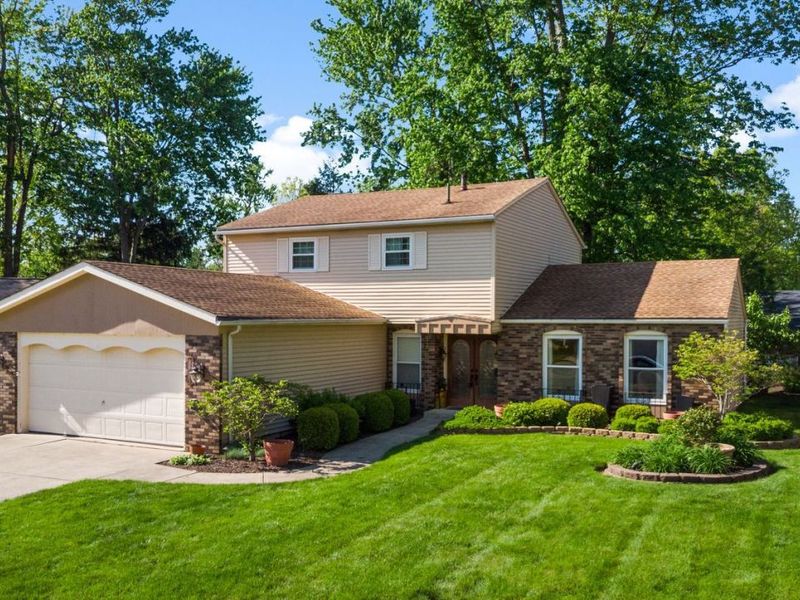 126 Wilshire Court, Elyria, OH 44035 Photo 2