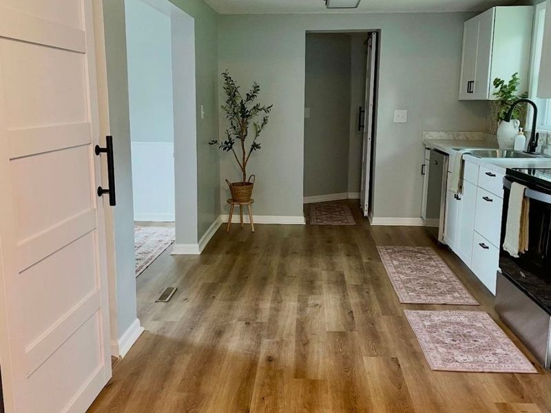 429 8th Street , Struthers, OH 44471 Photo 3