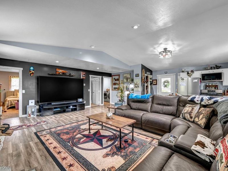 7107 Friendsville Road, Medina, OH 44256 Photo 5