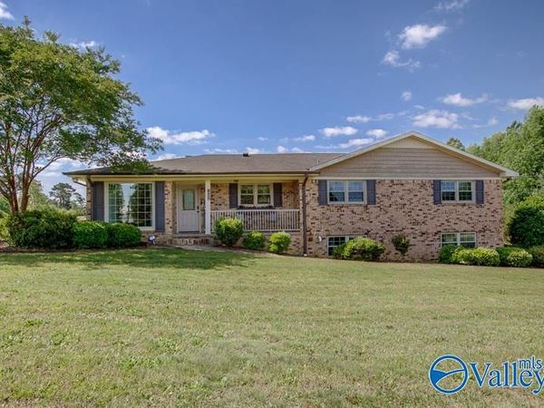 14646 New Cut Road, Athens, AL 35611