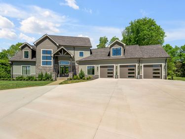2700 Sulphur Lick Road, Willisburg, KY 40078