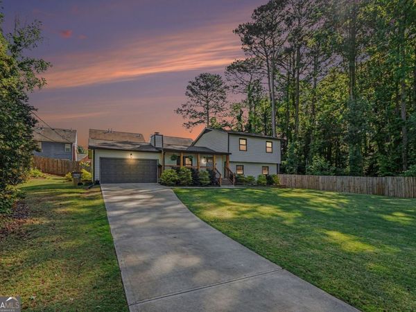 3215 Alcazar Drive SW, Lilburn, GA 30047