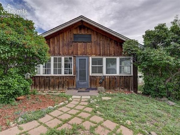 110 Duncan Avenue, Manitou Springs, CO 80829