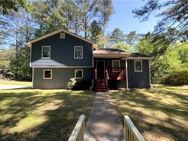 2945 Barrett Court, Powder Springs, GA 30127