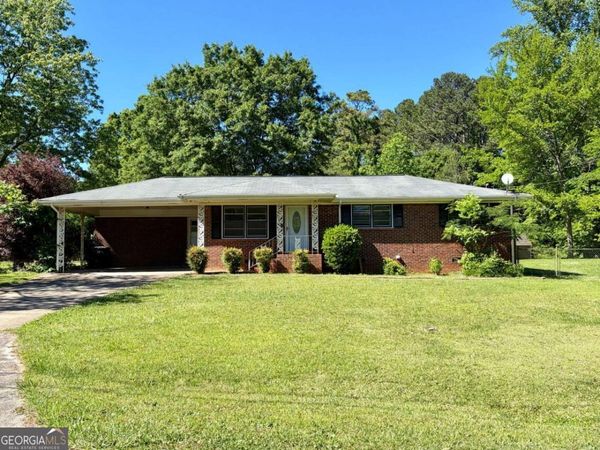 3950 Hubert Drive, Powder Springs, GA 30127