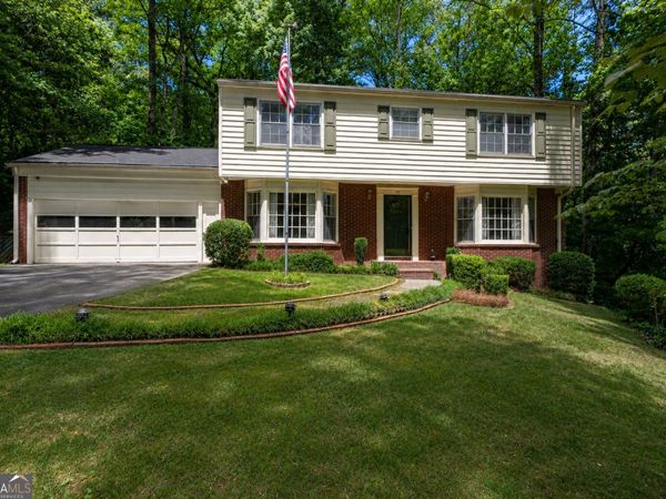 92 Brandon Ridge Drive, Sandy Springs, GA 30328