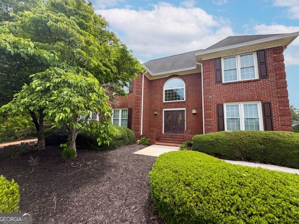 4342 Trotters Way Drive, Snellville, GA 30039