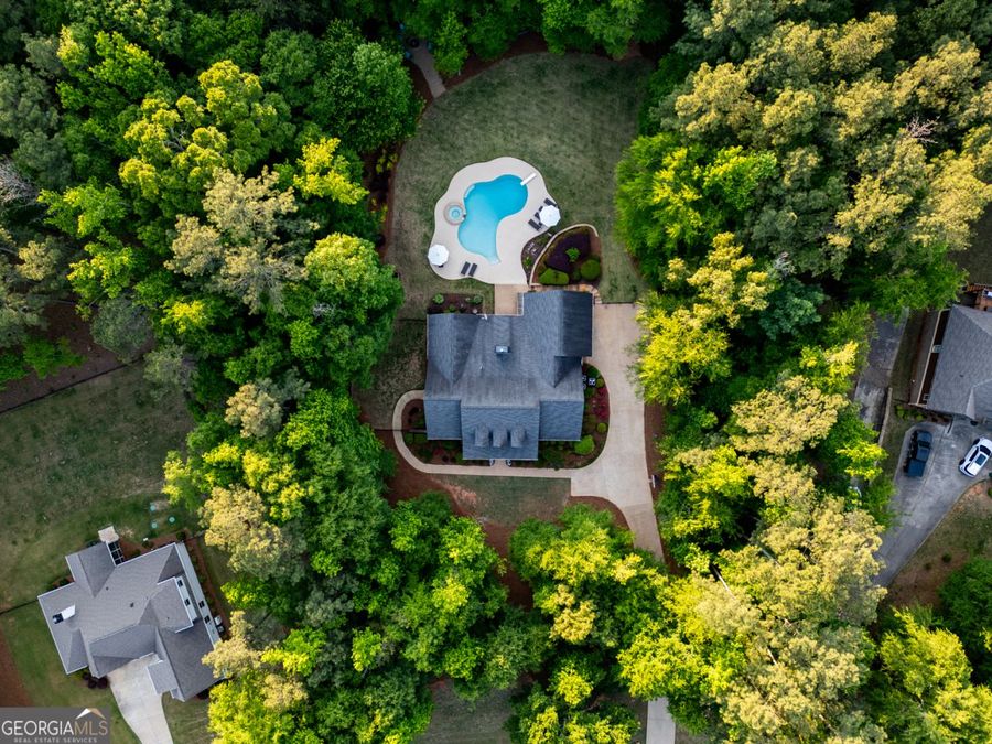 Property Image 100