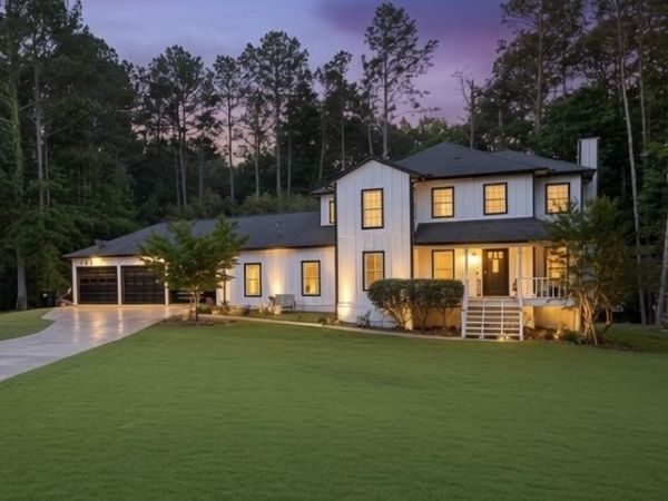 324 Bethel Drive, Woodstock, GA 30189