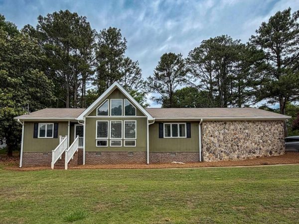 90 W Triple Tree Drive, Carrollton, GA 30117