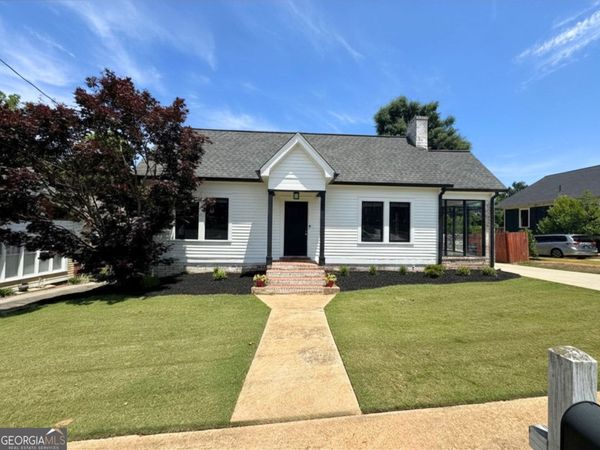 21 Buchanan Street, Newnan, GA 30263