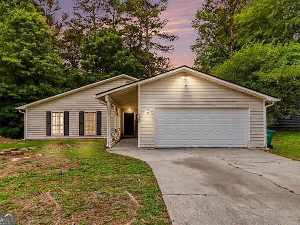 8895 Wesley Place, Jonesboro, GA 30238