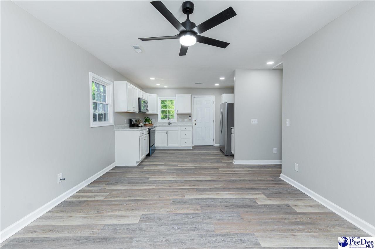 104 Harllee Dr. Photo 4