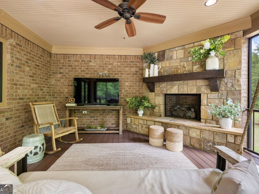 Property Image 93