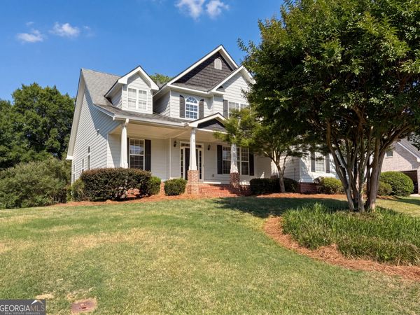 8111 Crestview Drive SE, Covington, GA 30014