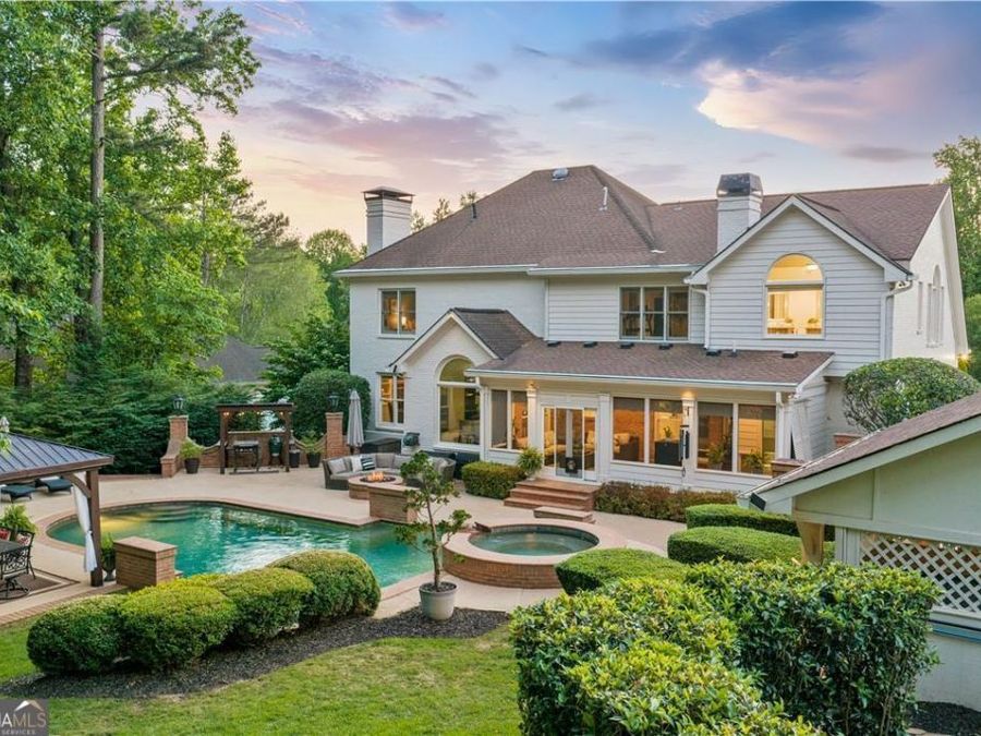 Property Image 4