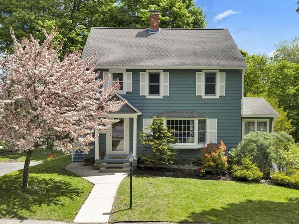 71 Morningside Rd, Worcester, MA 01602