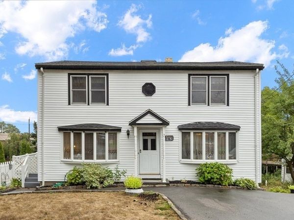 9 Summit Ave, Saugus, MA 01906