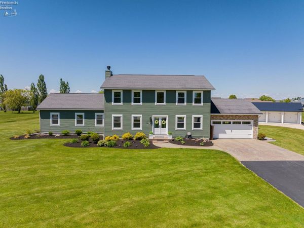 1766 S Jeannie Drive, Marblehead, OH 43440