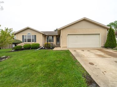 231 Highland, Bellevue, OH 44811