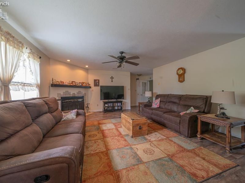 231 Highland, Bellevue, OH 44811 Photo 5