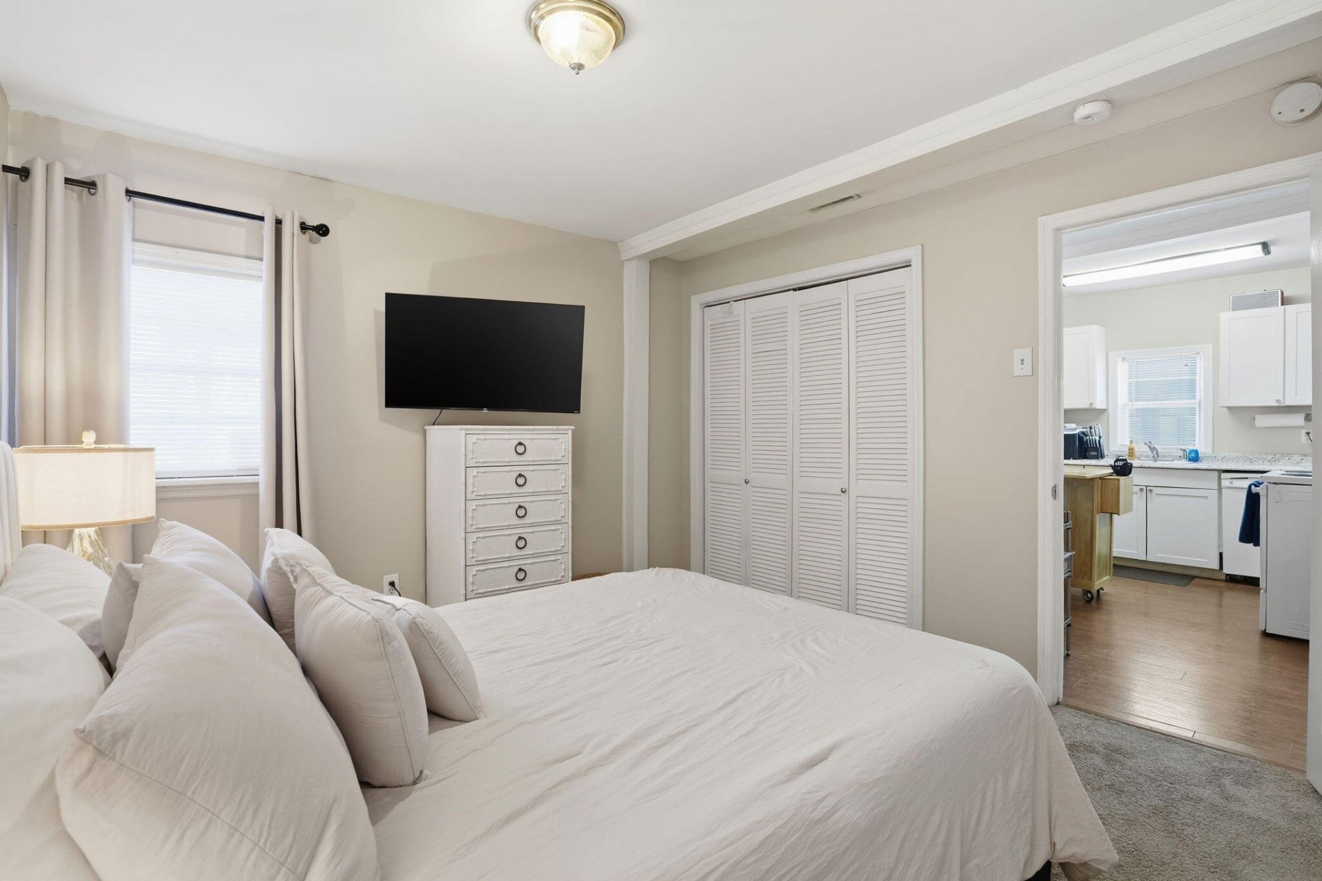 105 Cooper Street Photo 15