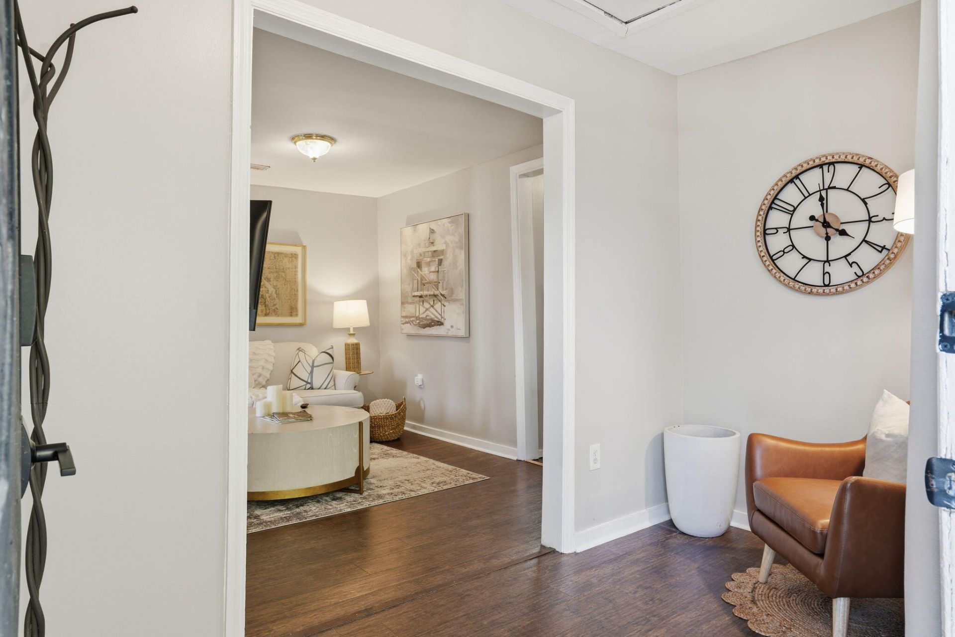 105 Cooper Street Photo 5