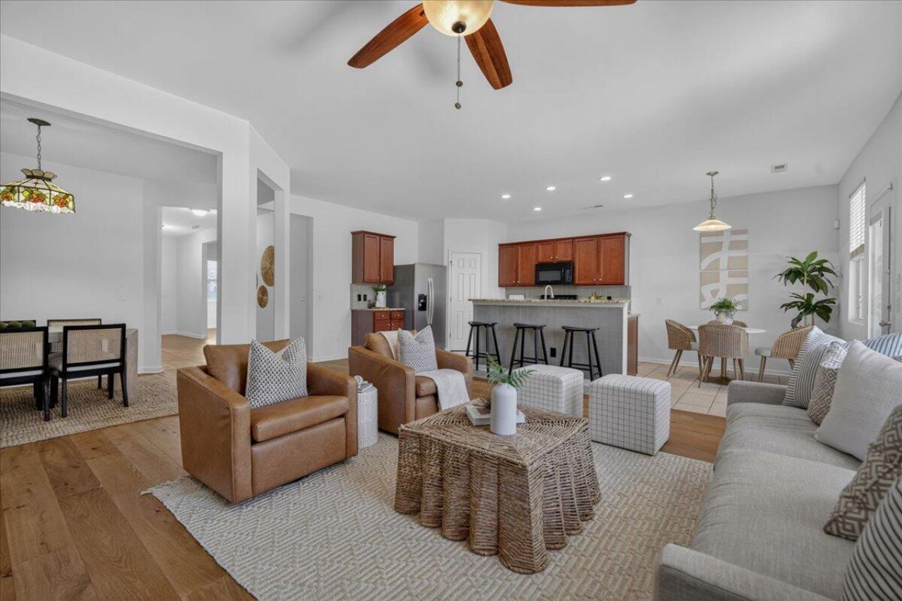 531 Flycatcher Drive Photo 10