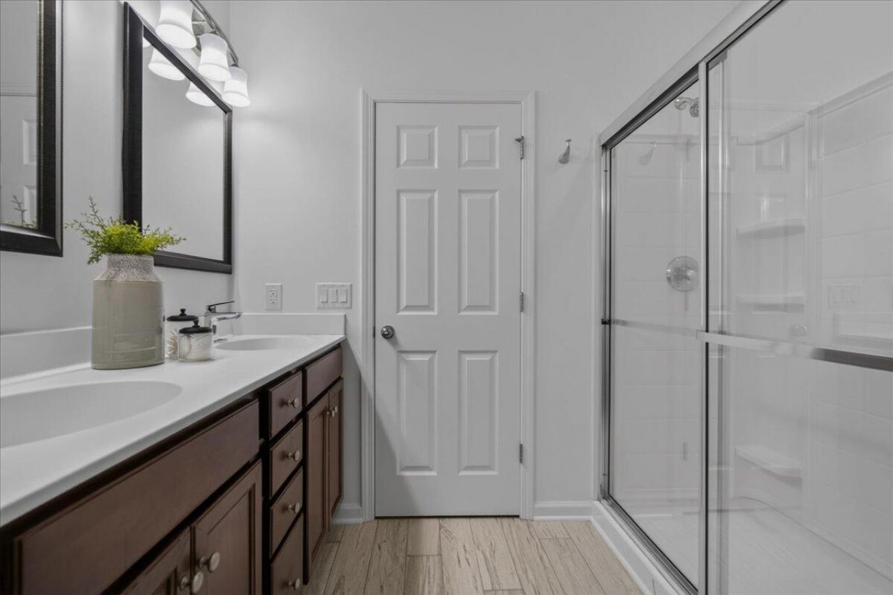 531 Flycatcher Drive Photo 23