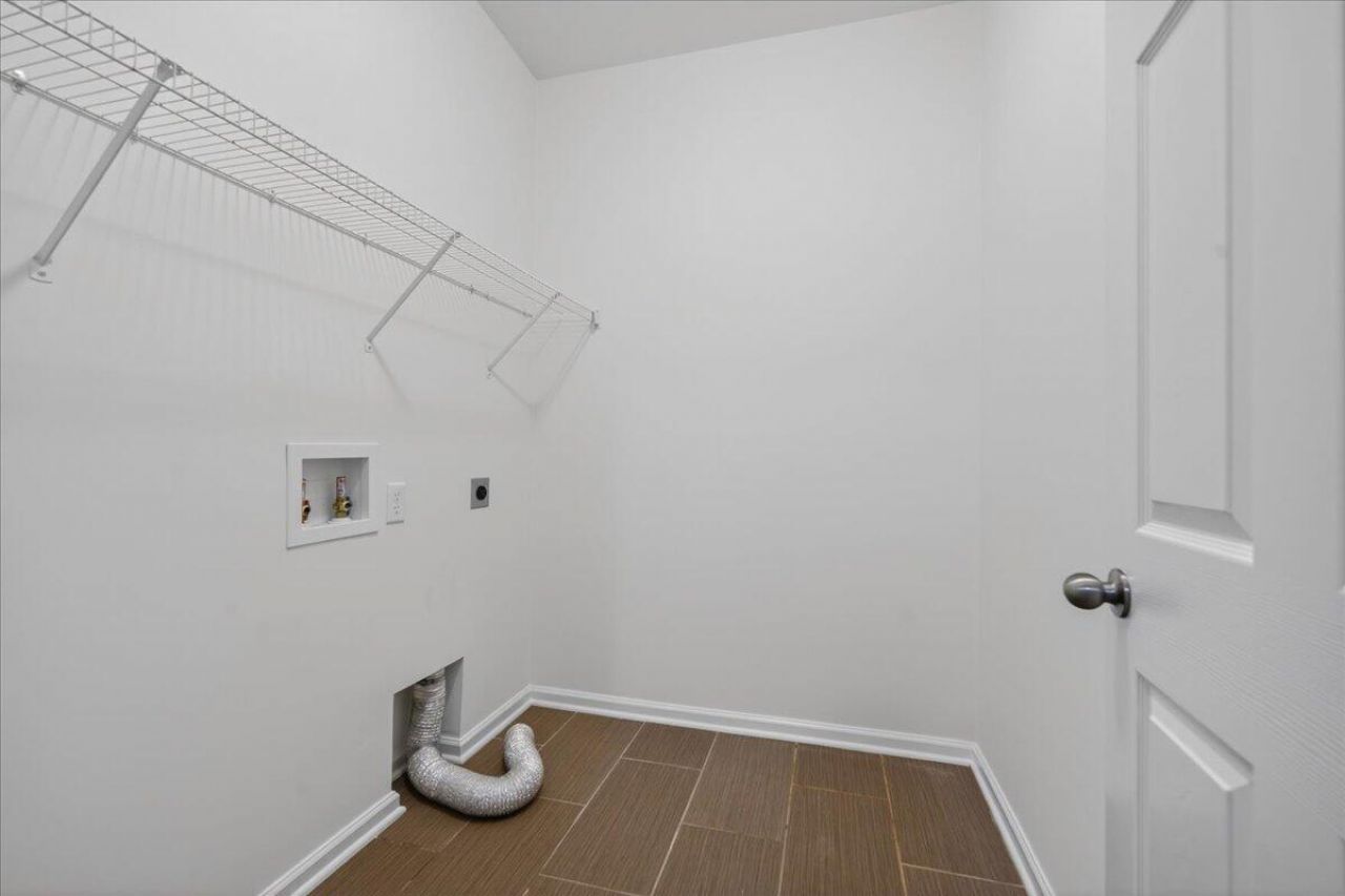 531 Flycatcher Drive Photo 31