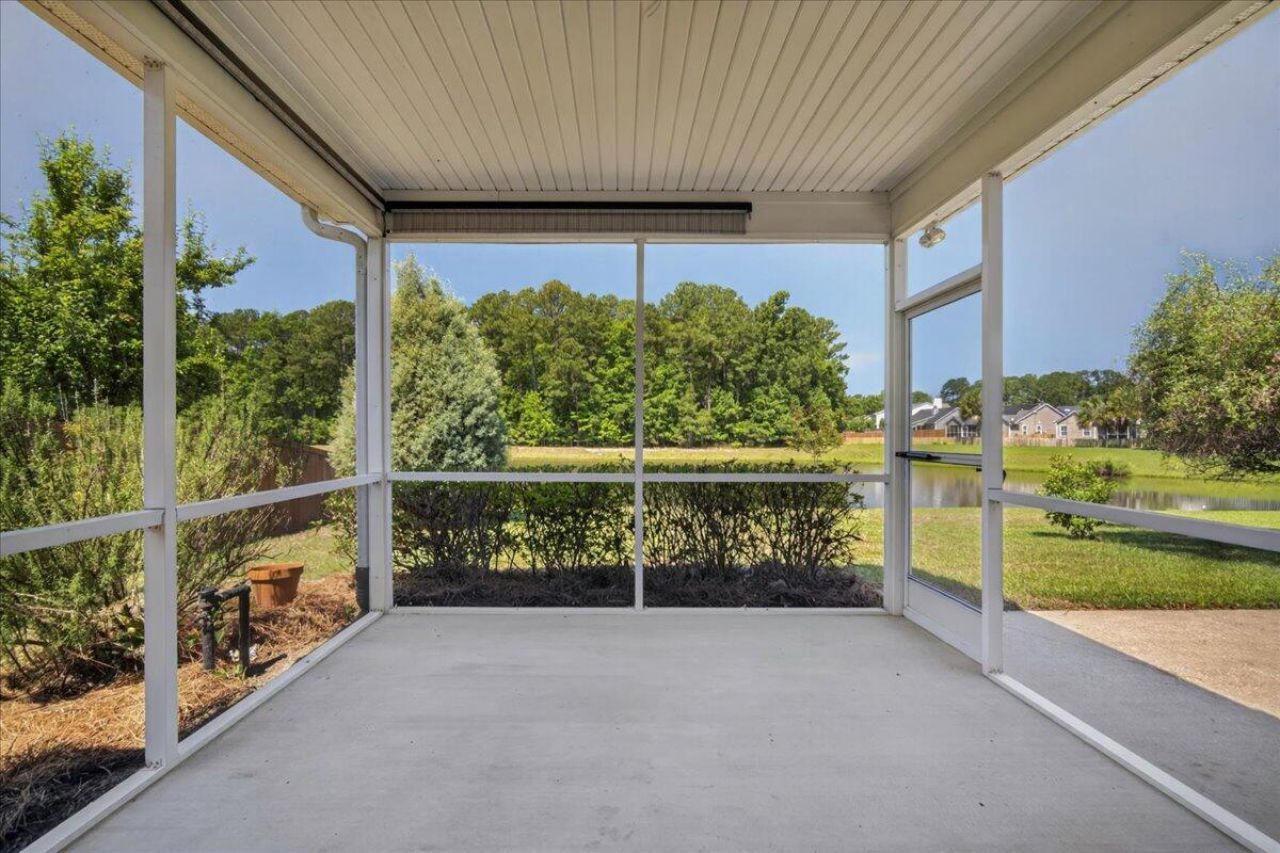 531 Flycatcher Drive Photo 32