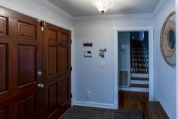 207 Foxcroft Lane photo 4