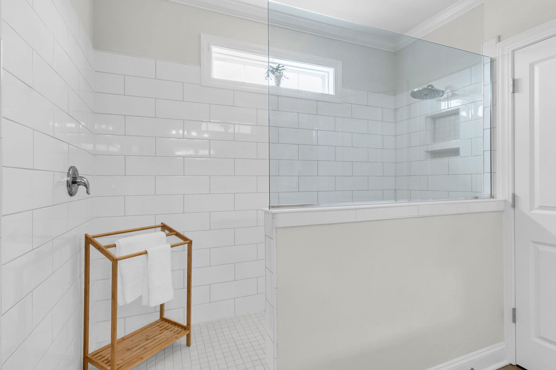 1551 Prince Edward Street Photo 20