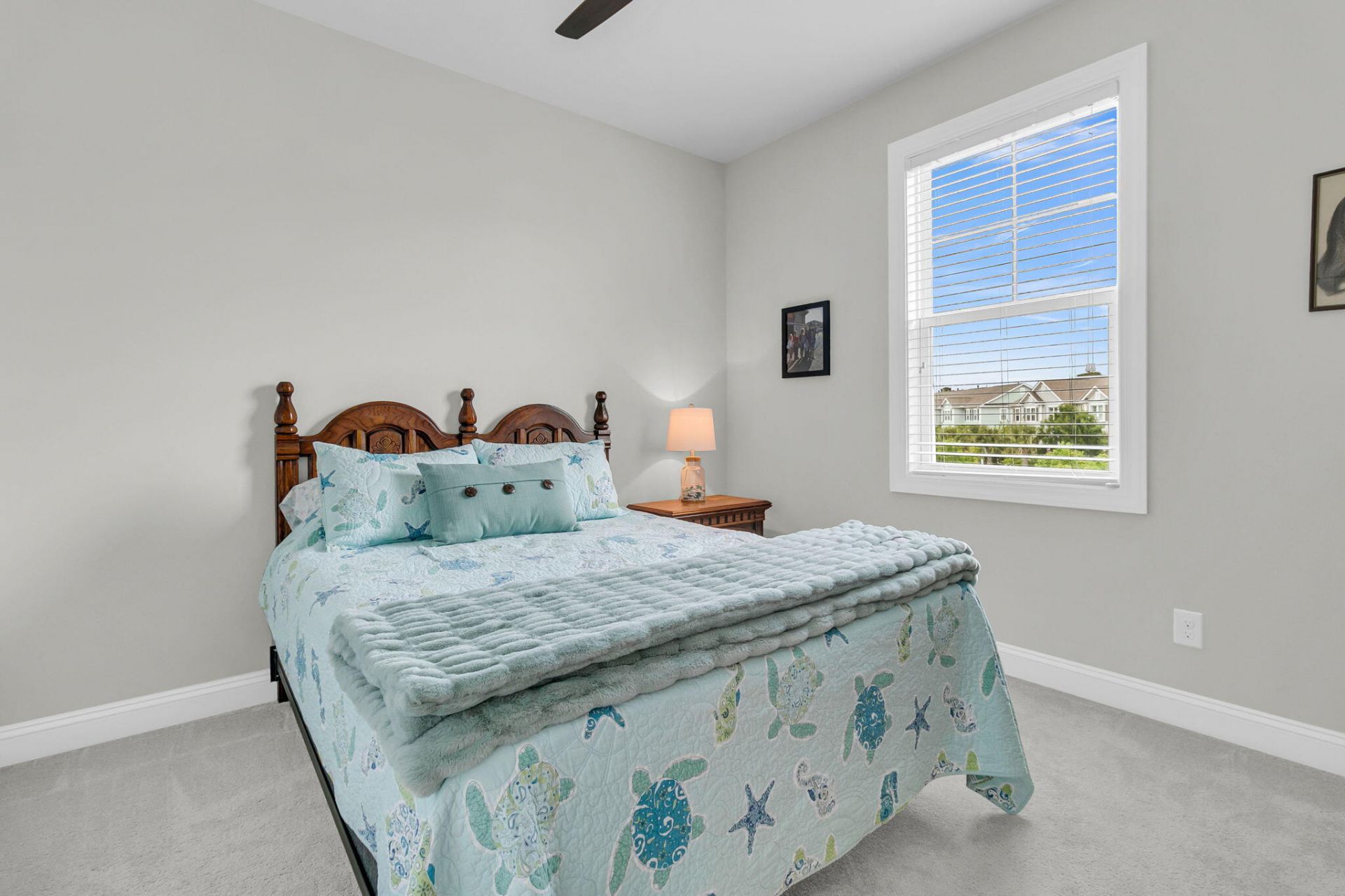 1551 Prince Edward Street Photo 23