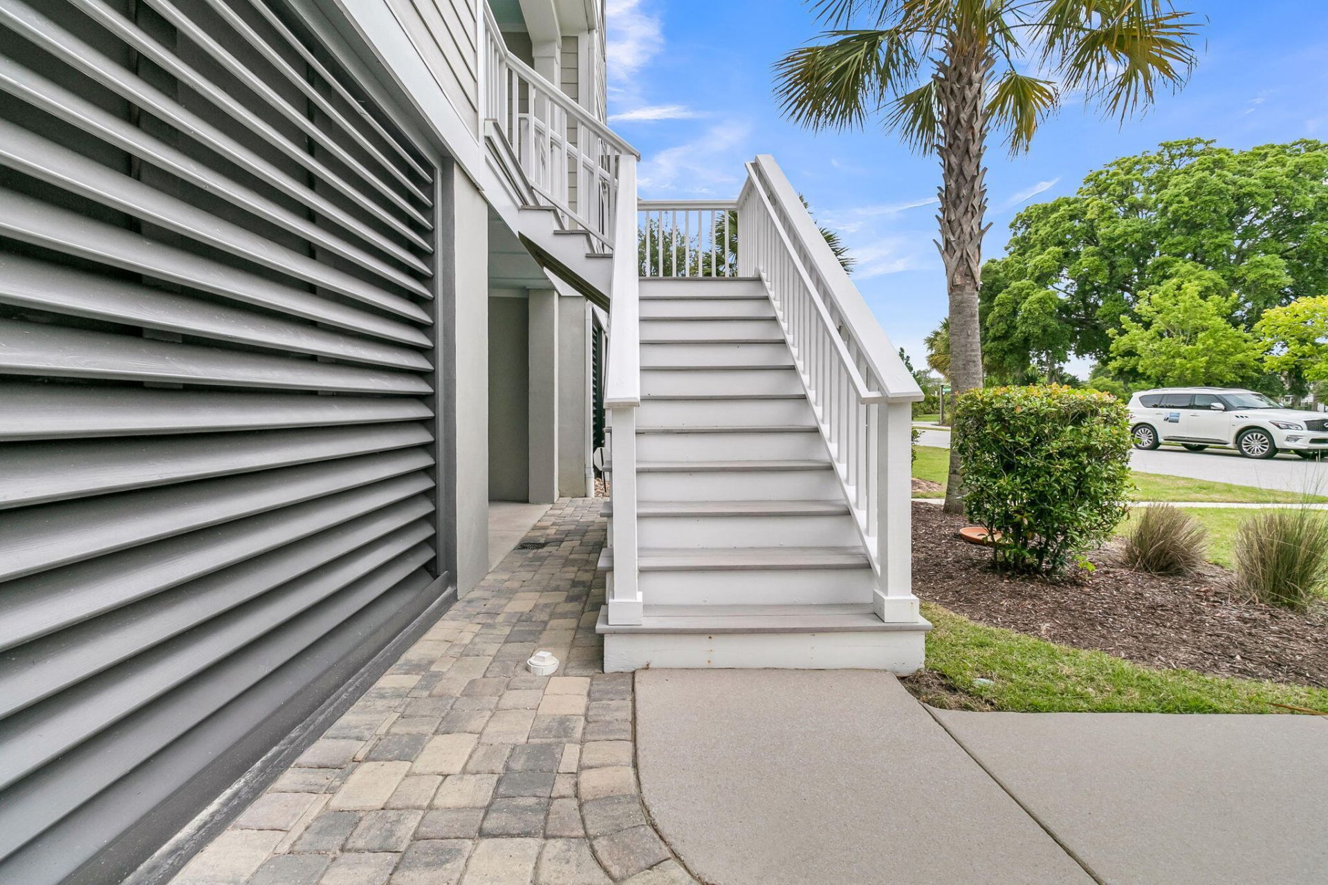 1551 Prince Edward Street Photo 25