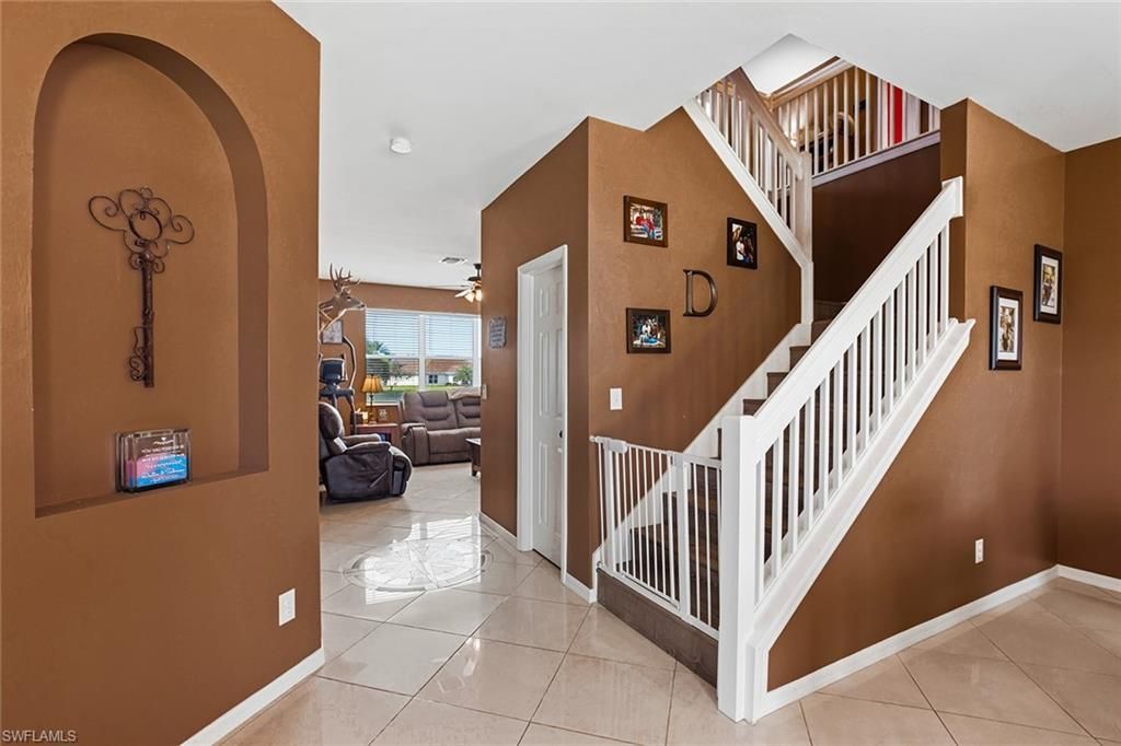 18290 Pine Nut Ct , Lehigh Acres, FL 33972 Photo