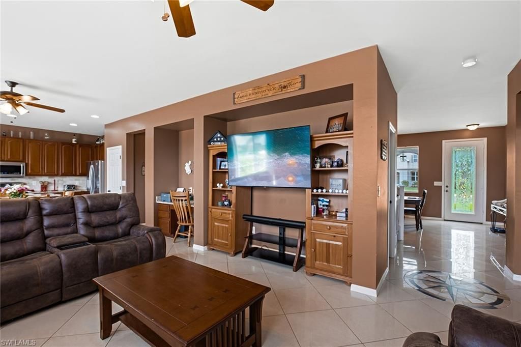 18290 Pine Nut Ct , Lehigh Acres, FL 33972 Photo