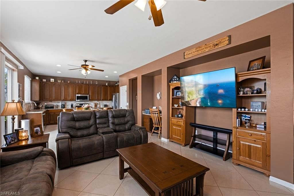 18290 Pine Nut Ct , Lehigh Acres, FL 33972 Photo