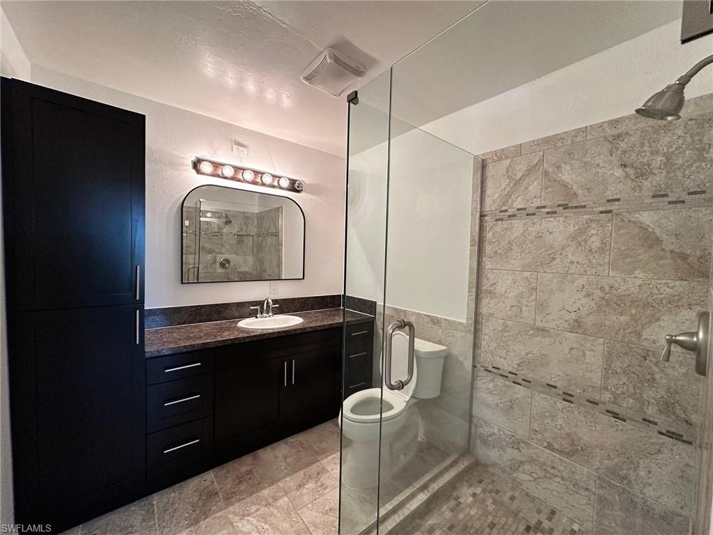 4266 Island Cir , Unit B, Fort Myers, FL 33919 Photo
