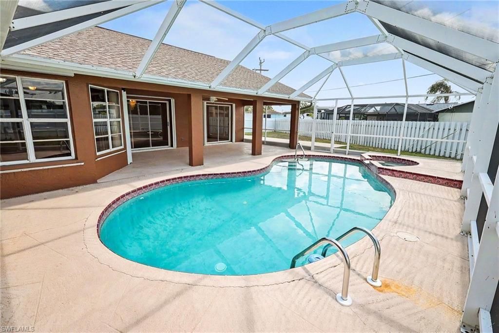 628 SE 21st Ln , Cape Coral, FL 33990 Photo