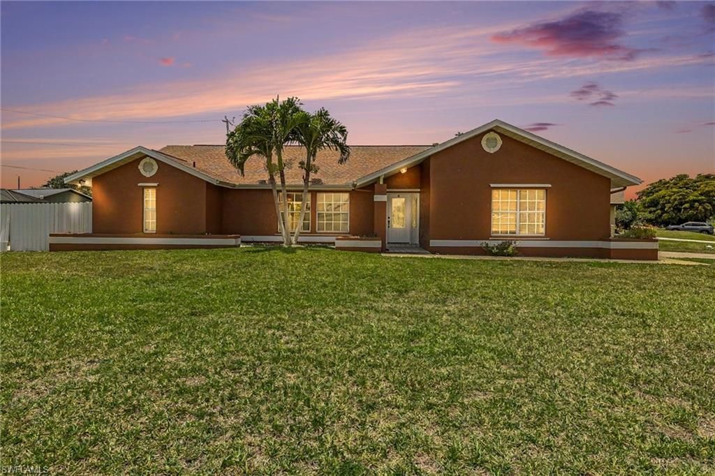 628 SE 21st Ln , Cape Coral, FL 33990 Photo