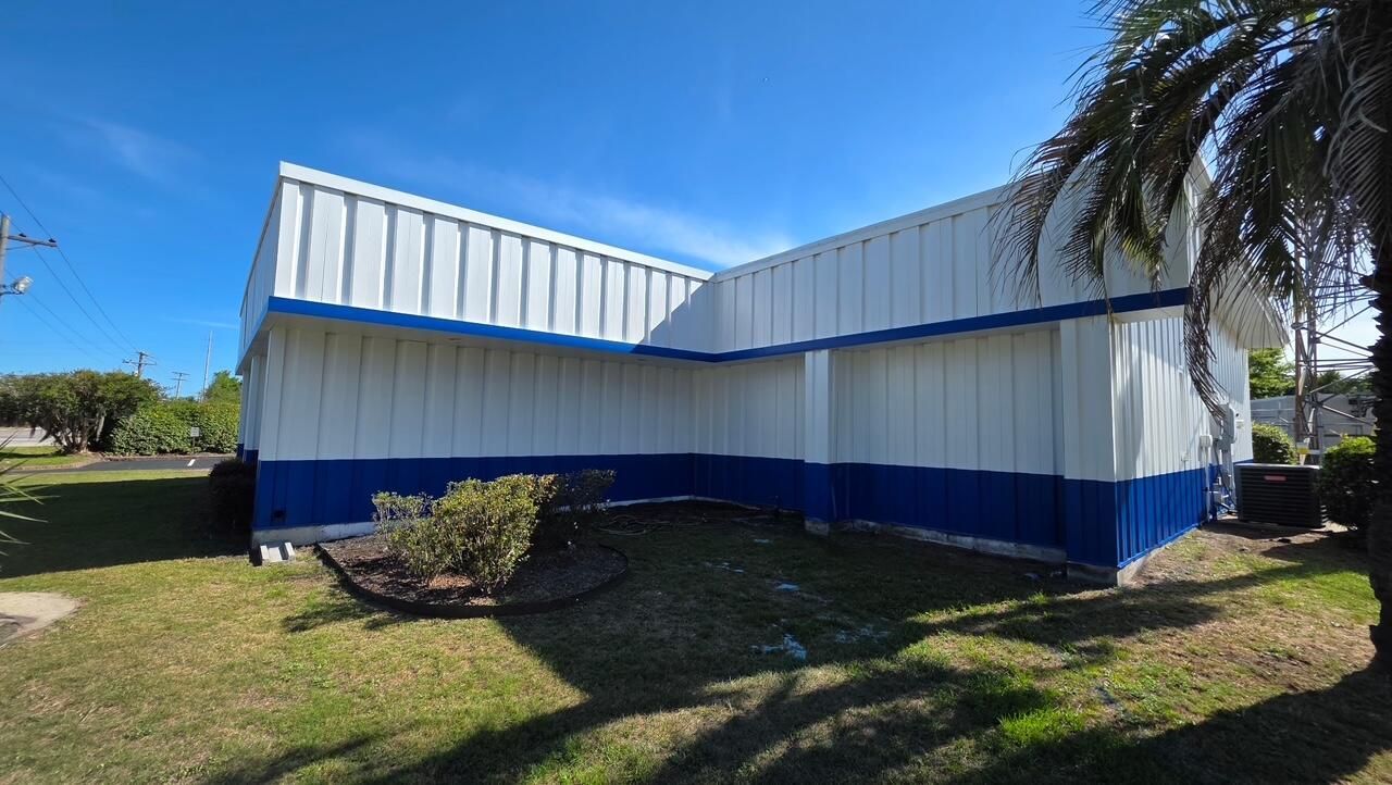4991 Banco Road  Photo 6
