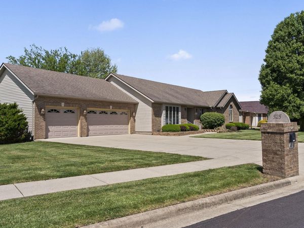 525 Burdick Drive , Washington Court House, OH 43160