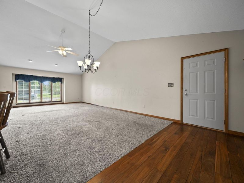525 Burdick Drive , Washington Court House, OH 43160 Photo 6