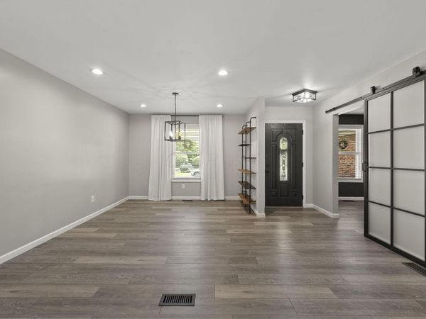 5217 Sharps Court , Westerville, OH 43081